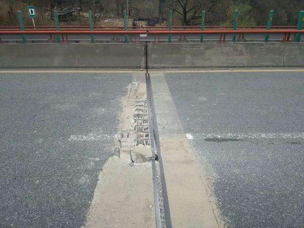 橋梁伸縮縫更換